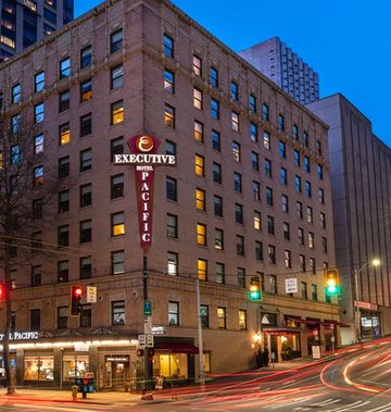 Executive Hotel Pacific