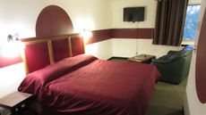Kennewick Suites