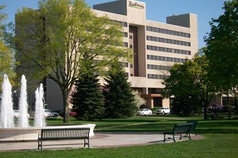 Radisson Hotel La Crosse