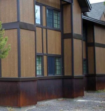 Grant Village Hotel
