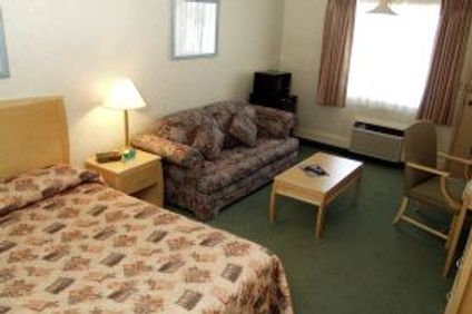 Coast Calgary University Area Hotel