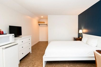 Cloud 9 Inn