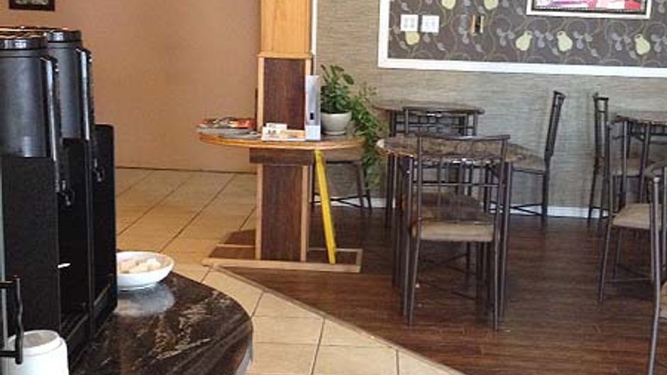 Magnuson Hotel Creston Lobby