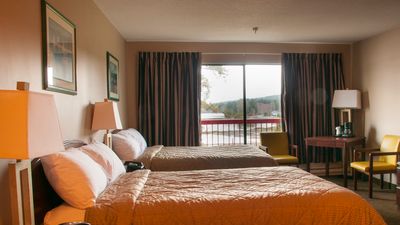 Pier Side Landing Hotel