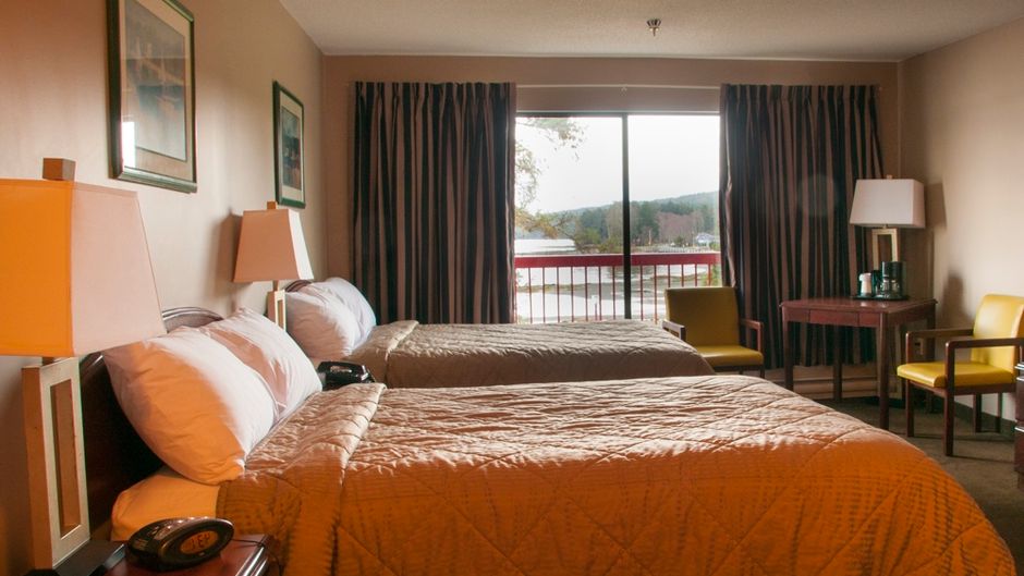 Pier Side Landing Hotel Room