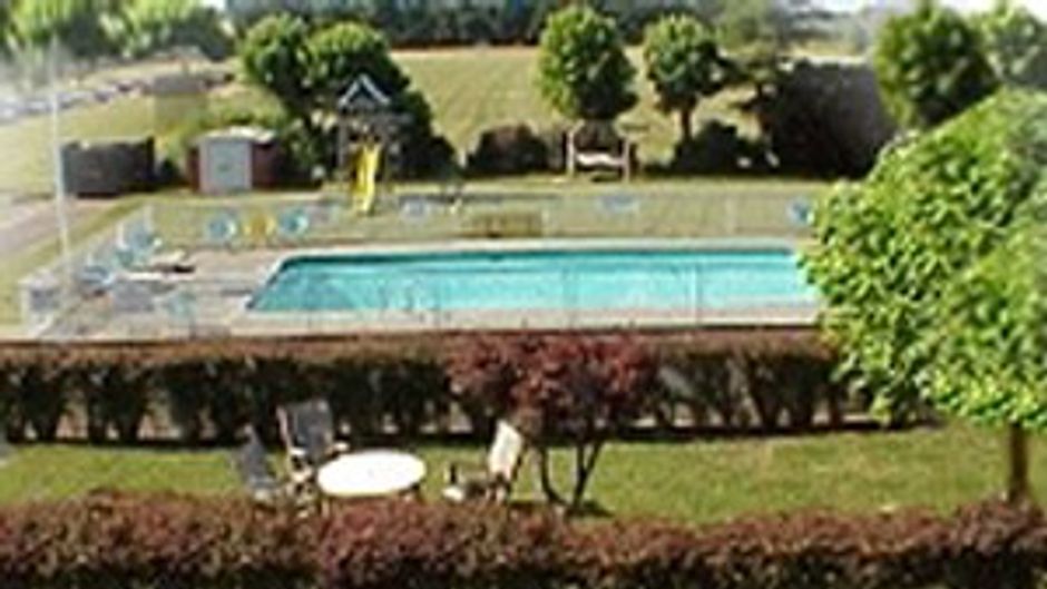 Rodeway Inn Fallsview Pool