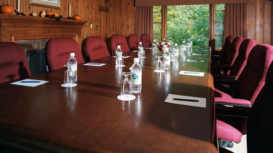 Sherwood Inn Meeting
