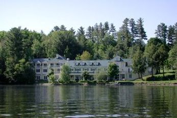 Ripplecove Lakefront Hotel & Spa