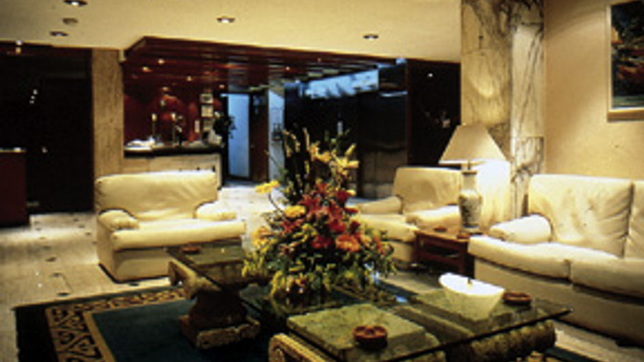 Hotel Del Angel Lobby
