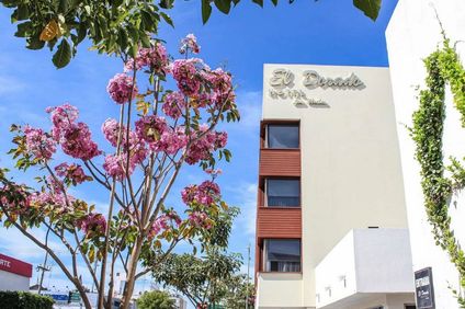El Dorado Hotel