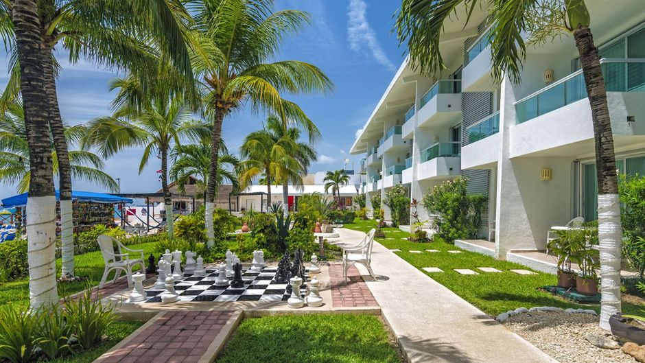 El Cid La Ceiba Beach Hotel Exterior
