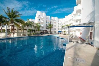 Ocean View Cancun Arenas