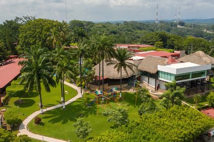Loma Real Hotel