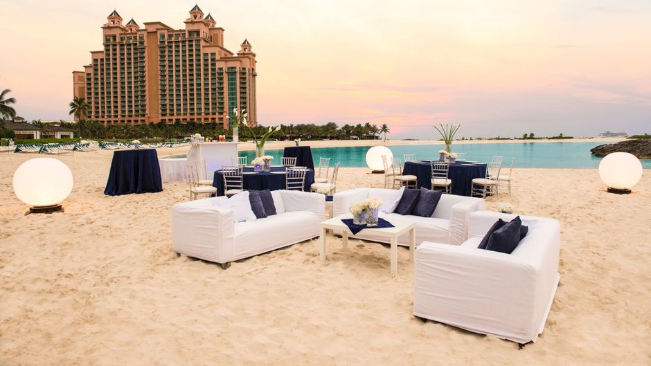 Atlantis Paradise Island Resort Beach