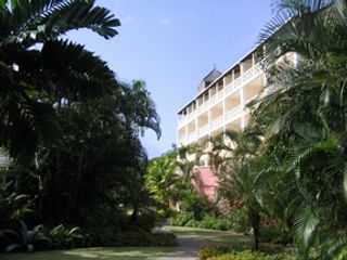 BodyHoliday