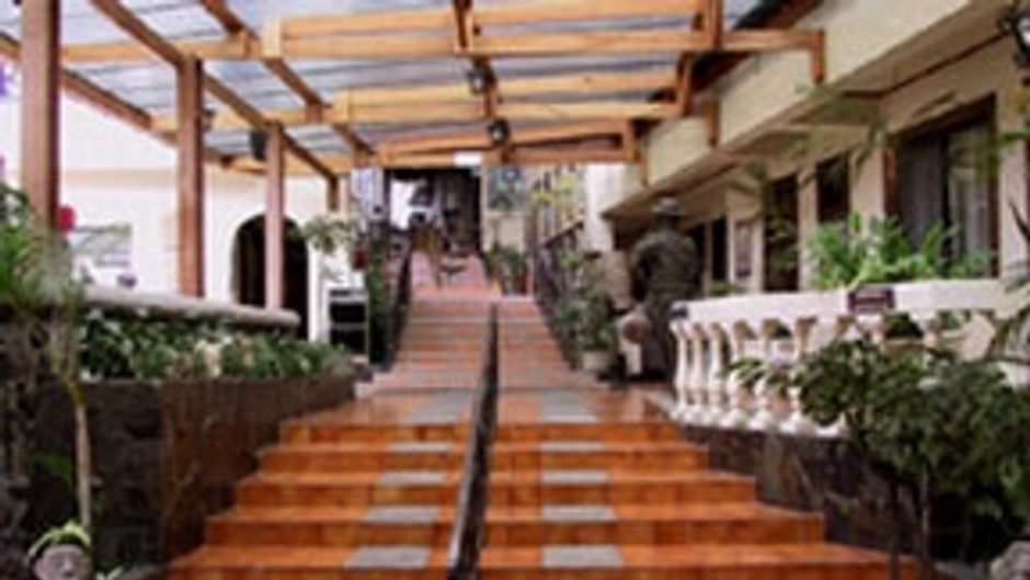 Hotel Don Carlos Lobby