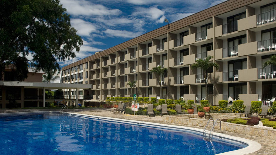 Irazu Hotel & Casino Pool