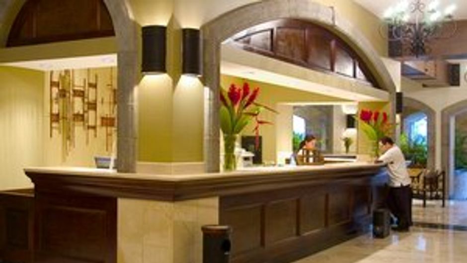 Hotel Presidente Lobby