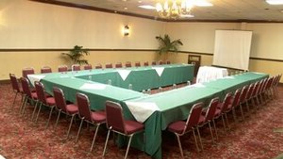 Riande Aeropuerto Hotel & Resort Meeting
