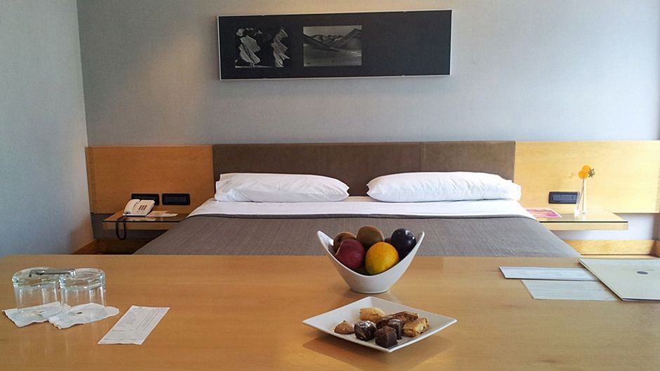 Ricana BA Center Room