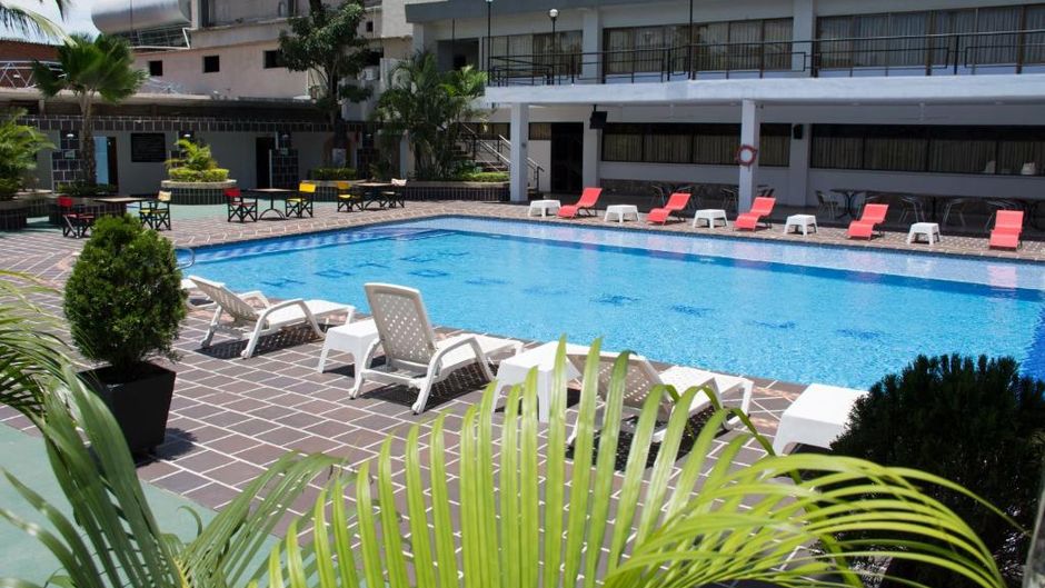 Hotel Tonchala Pool