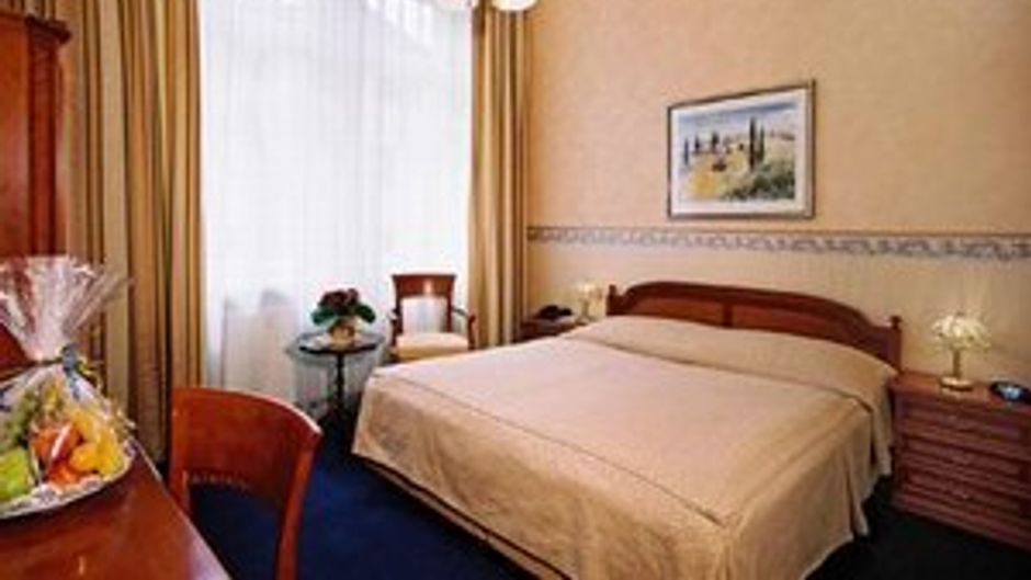 Hotel Beethoven Room