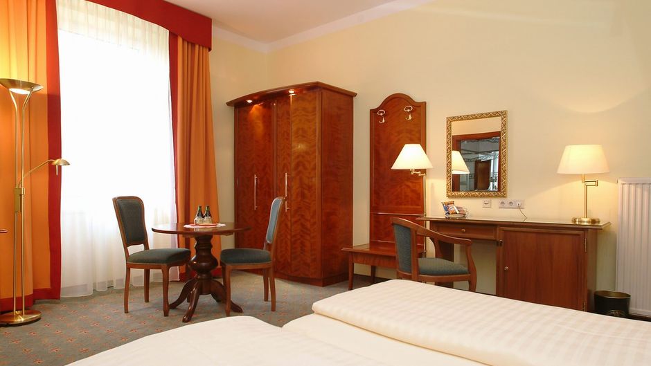 Hotel Mosser Room