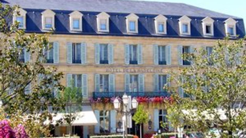 Plaza Madeleine & Spa Exterior