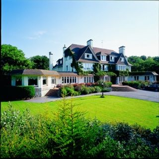 Le Manoir Hotel & Golf Club