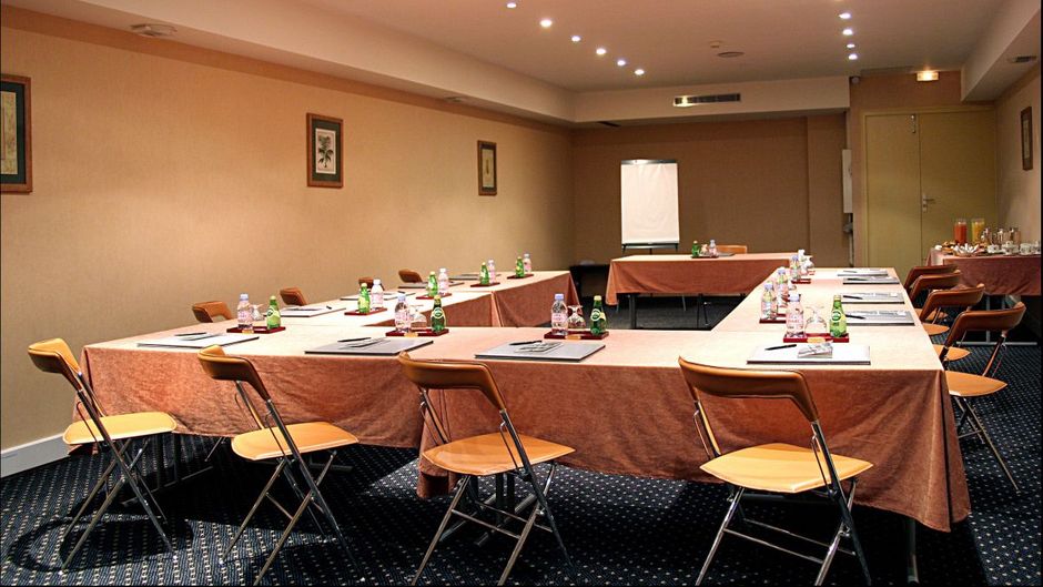 Villa Lutece Port Royale Meeting