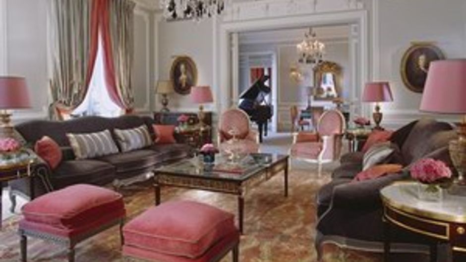 Hotel Plaza Athenee Paris Suite