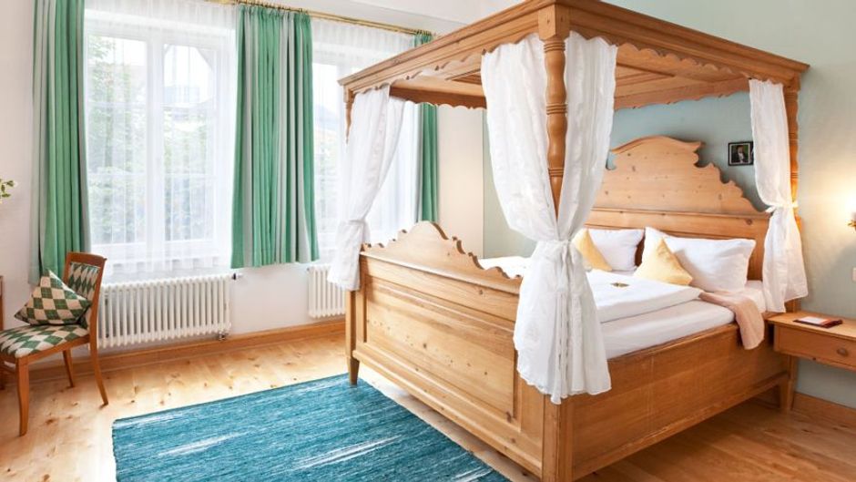 Hotel Hirsch Room