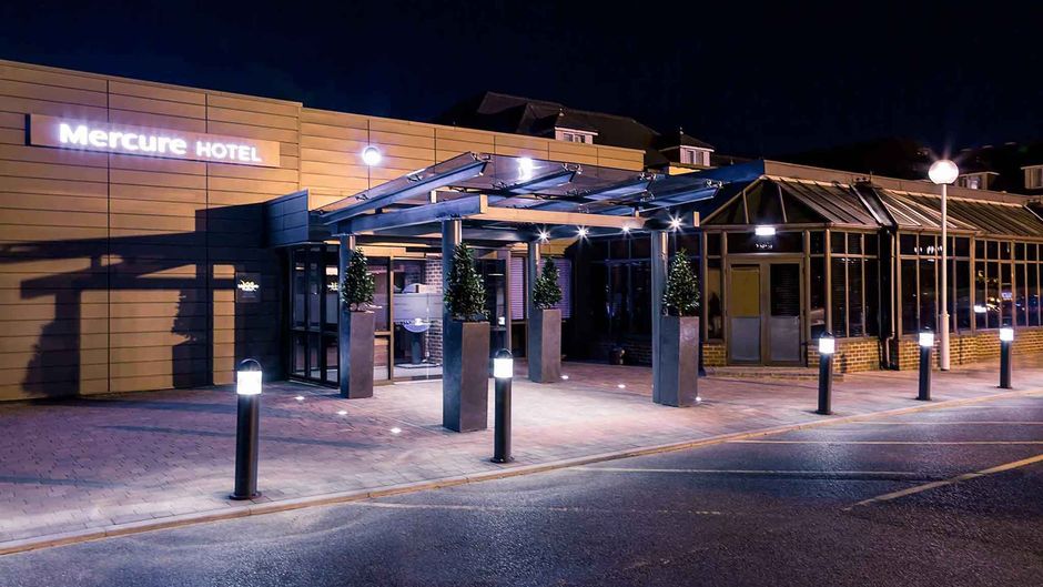 Mercure London Heathrow Hotel Exterior