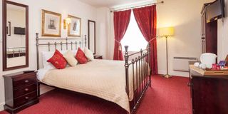 George Hotel