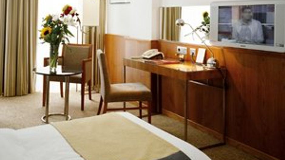 Templeton Garden Hotel Suite