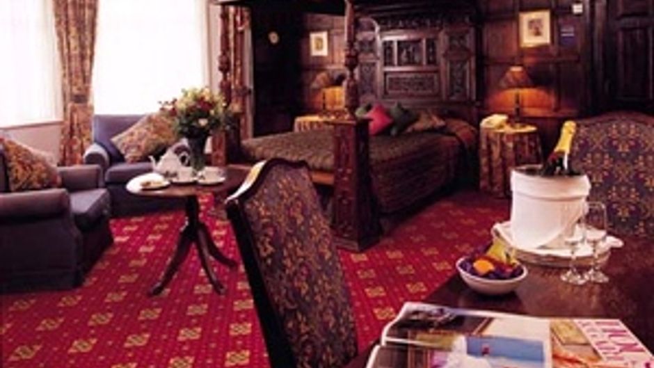 Harpenden House Suite