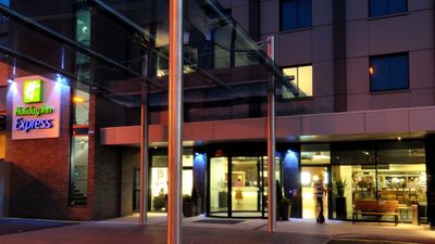 Holiday Inn Express London Heathrow T5