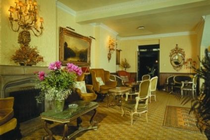 Hotel Revere
