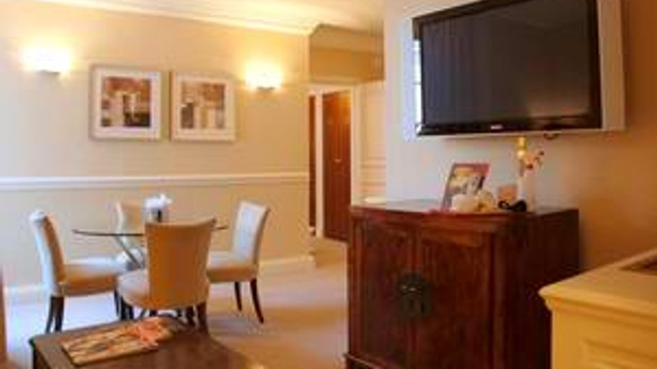 Park Lane Mews Hotel Suite