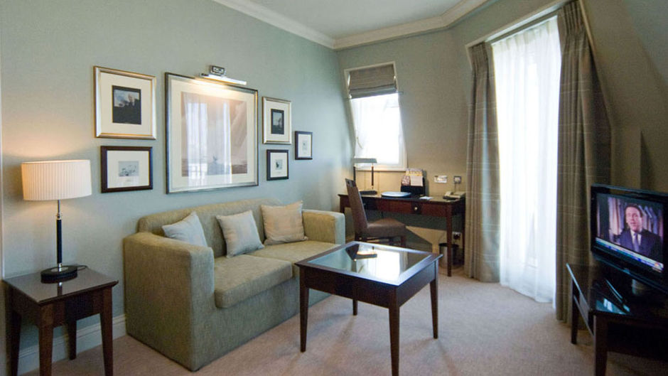 Pomme d'Or Hotel Suite
