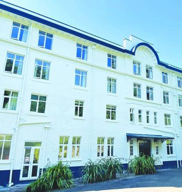 Longmynd Hotel