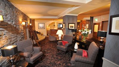 Golden Lion Hotel