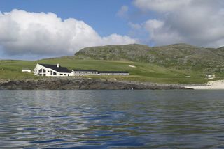 Isle of Barra Beach Hotel