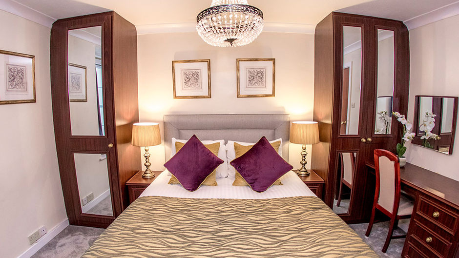 Royal Goat Hotel Room
