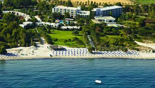 Caravia Beach Hotel & Bungalows