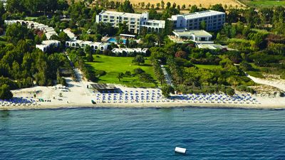Caravia Beach Hotel & Bungalows