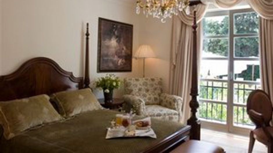 Pentelikon Hotel Room