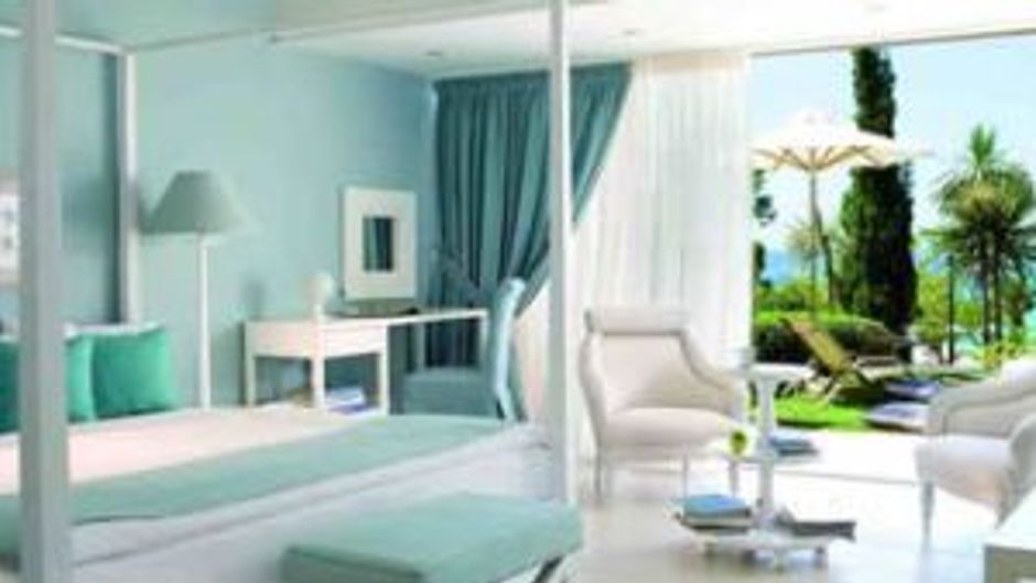Sani Beach Club Suite