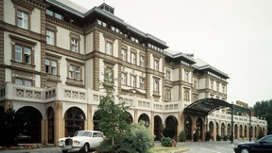 Ensana Grand Margaret Island Spa/Hotel Exterior