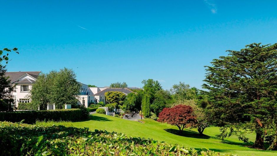 Nuremore Hotel & Country Club Exterior